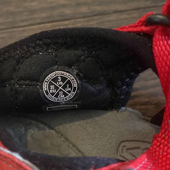 Keen Big Kids’ Newport H2 Sandals - Picture 6 of 7